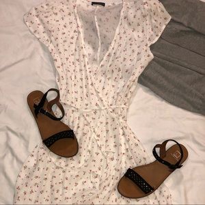 BRANDY MELVILLE wrap dress